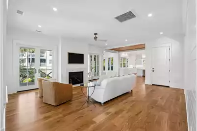 720 Ashley Avenue W, Folly Beach, SC 29439 - Photo 19