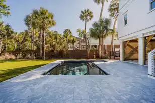 720 Ashley Ave W, Folly Beach, SC 29439 - Photo 123