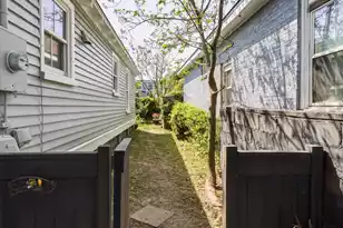 85 Romney St, Charleston, SC 29403 - Photo 11