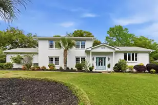 1018 Chambers Ln, Mount Pleasant, SC 29464 - Photo 3