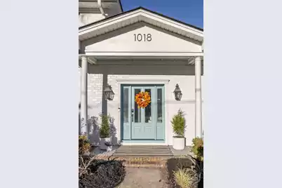 1018 Chambers Lane, Mount Pleasant, SC 29464 - Photo 3