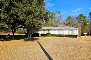 5497 Old Number Six Hwy, Elloree, SC 29047 - Photo 1