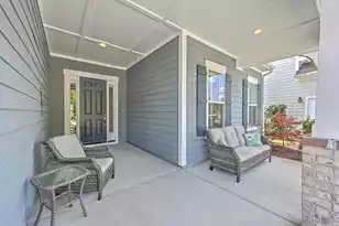 563 Four Seasons Blvd, Summerville, SC 29486 - Photo 5