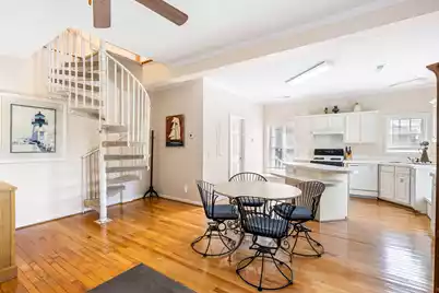 621 Arctic Avenue E, Folly Beach, SC 29439 - Photo 27