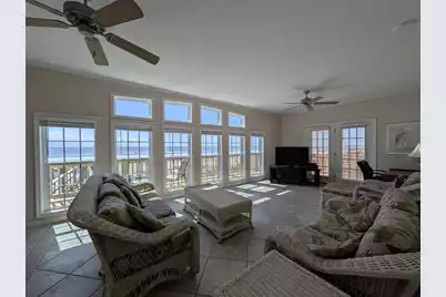 621 Arctic Avenue E, Folly Beach, SC 29439 - Photo 17