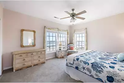 621 Arctic Avenue E, Folly Beach, SC 29439 - Photo 21