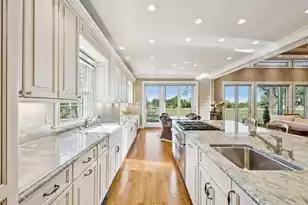 1600 Rivertowne Country Club Dr, Mount Pleasant, SC 29466 - Photo 9