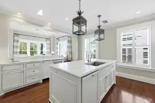 36 Prioleau St, Charleston, SC 29401 - Photo 13