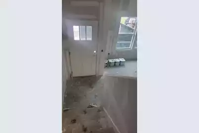 4826 Gaynor Avenue, North Charleston, SC 29405 - Photo 5