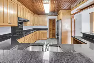 2224 Folly Rd, Charleston, SC 29412 - Photo 21