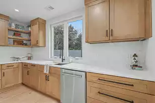 5 St Margaret St, Charleston, SC 29403 - Photo 17