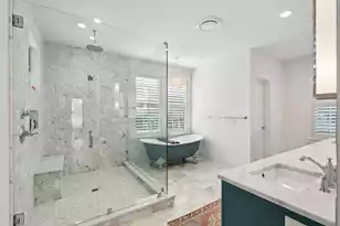 212 Live Oak Dr, Mount Pleasant, SC 29464 - Photo 39