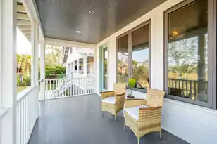 212 Live Oak Dr, Mount Pleasant, SC 29464 - Photo 35