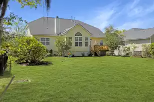 1473 Oakhurst Dr, Mount Pleasant, SC 29466 - Photo 3