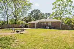 5312 Alvie St, North Charleston, SC 29418 - Photo 11