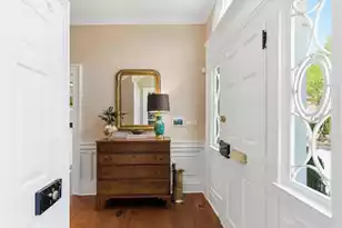 7 Lowndes St, Charleston, SC 29401 - Photo 3