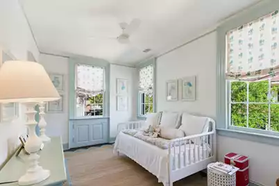 7 Lowndes Street, Charleston, SC 29401 - Photo 33