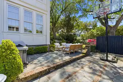 7 Lowndes Street, Charleston, SC 29401 - Photo 67