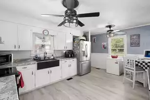 315 George St, Walterboro, SC 29488 - Photo 11