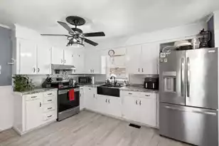 315 George St, Walterboro, SC 29488 - Photo 13