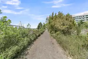 221 Cooper River Dr, Mount Pleasant, SC 29464 - Photo 49