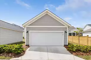 704 Triangle Ln, Summerville, SC 29486 - Photo 23