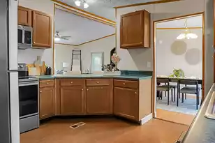 200 Belmont Dr, Walterboro, SC 29488 - Photo 23