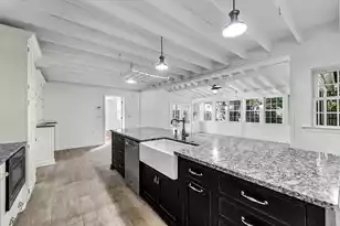 706 Sterling Dr, Charleston, SC 29412 - Photo 9