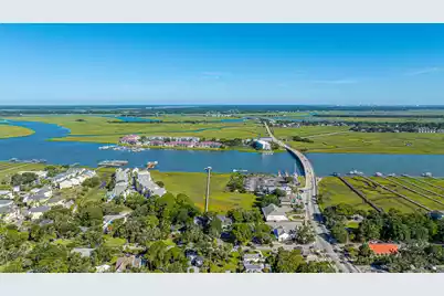 503 Ashley Avenue E, Folly Beach, SC 29439 - Photo 35