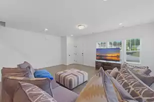 290 Surfbird Rd, Summerville, SC 29486 - Photo 3