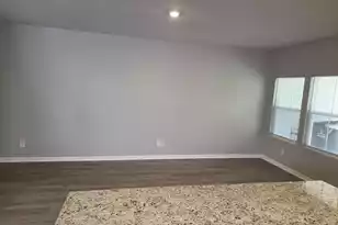 8034 Reagan Wy, North Charleston, SC 29418 - Photo 5