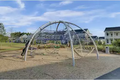 579 Blueway Avenue, Summerville, SC 29486 - Photo 25