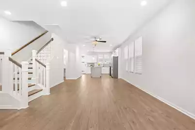 579 Blueway Avenue, Summerville, SC 29486 - Photo 11