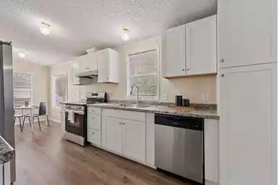546 Pauline Drive, Bonneau, SC 29431 - Photo 13