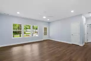 6 Josselson St, Yemassee, SC 29945 - Photo 3