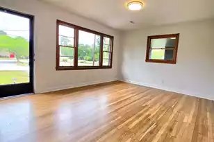 1113 Yeamans Hall Rd, Hanahan, SC 29410 - Photo 5