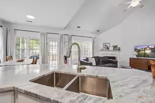 103 Stonewall Ct, Summerville, SC 29483 - Photo 7