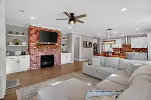 105 Edisto Xing Ct, Ridgeville, SC 29472 - Photo 9