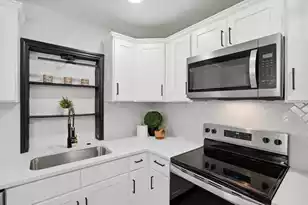 2670 Louise Dr, North Charleston, SC 29405 - Photo 9