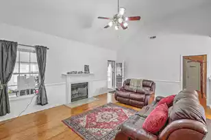 7800 High Maple Cir, North Charleston, SC 29418 - Photo 13