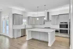 5001 Conestoga Dr, Hanahan, SC 29410 - Photo 9