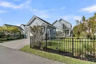 1694 Banning St, Mount Pleasant, SC 29466 - Photo 39