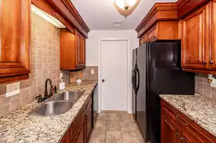 306 Ventura Pl, Mount Pleasant, SC 29464 - Photo 7