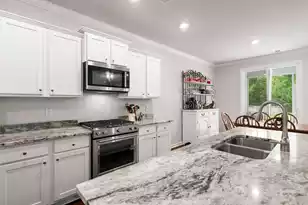 123 Cherry Grv Dr, Summerville, SC 29483 - Photo 11