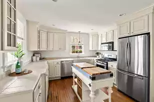 4 Rutledge Blvd #A, Charleston, SC 29401 - Photo 9