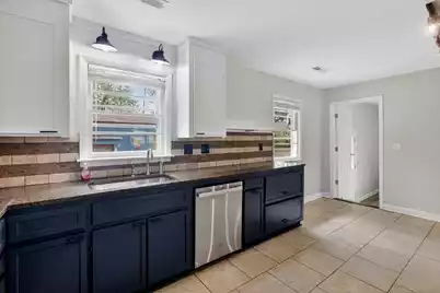 221 Forest Circle, Summerville, SC 29483 - Photo 17