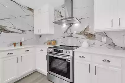 5090 Ballantine Drive, Summerville, SC 29485 - Photo 11