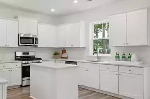 1002 Tea Time Dr, Summerville, SC 29485 - Photo 7