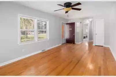 4557 Montague Avenue W, North Charleston, SC 29418 - Photo 7