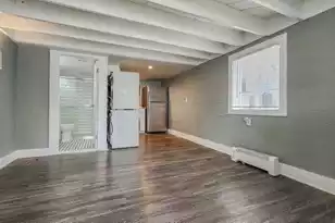 40 Nunan St, Charleston, SC 29403 - Photo 9